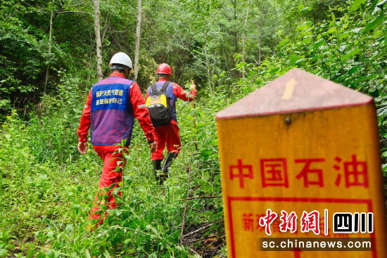 �ӏ���Ȼ��ܾ�Ѳ���������͚��� ���D