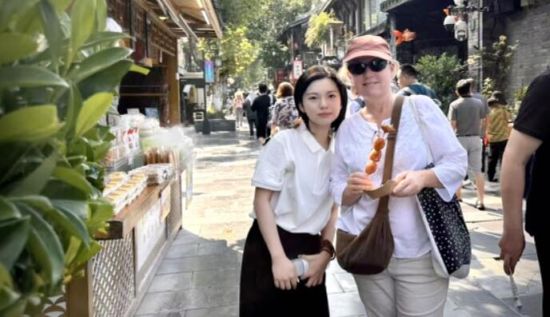 ����־Ը���ǰ����c�⼮�οͺ�Ӱ����