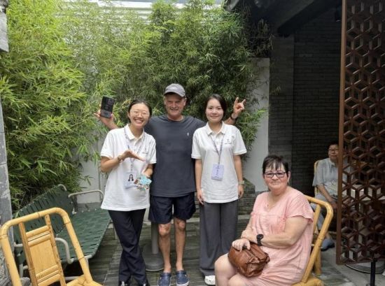  �������\(y��n)��(hu��)�⼮��(l��i)�A�ˆT־Ը����(w��)С���(du��)���ο��ṩ���ڷ���(w��)