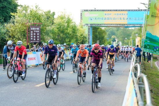 比賽精彩瞬間 比賽精彩瞬間