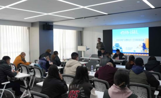 ��ӬF(xi��n)��