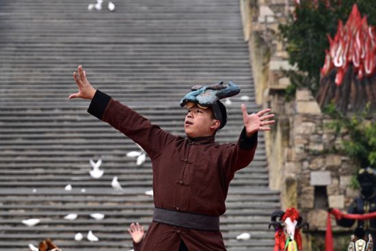 《古羌城開城儀式表演》 華俁涵/攝 《古羌城開城儀式表演》 華俁涵/攝