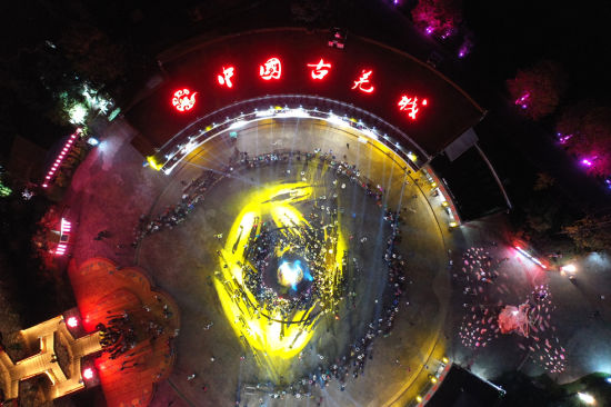 ��ϲ�cǼ?x��)v���꡷ Ҧ����/�z