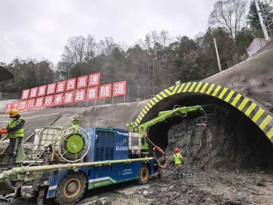 Խϲ�����M��ʩ��